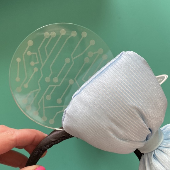 NWT Disney Parks Designer Collection Karlie Kloss coding ears. Never used, rare! - Picture 4 of 5